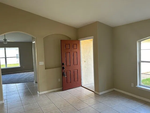 3 bed, 1472 sqft, $1,700 — Photo 4