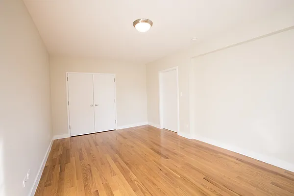 Rented by Stonehenge NYC LLC | media 227