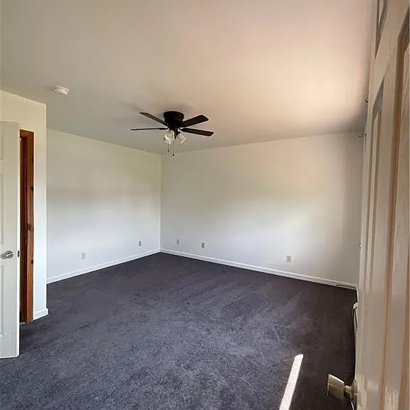 58 Duke St #58 — Photo 23