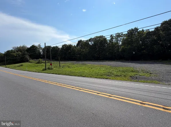 27679 Great Cove Rd, Fort Littleton, PA 17223