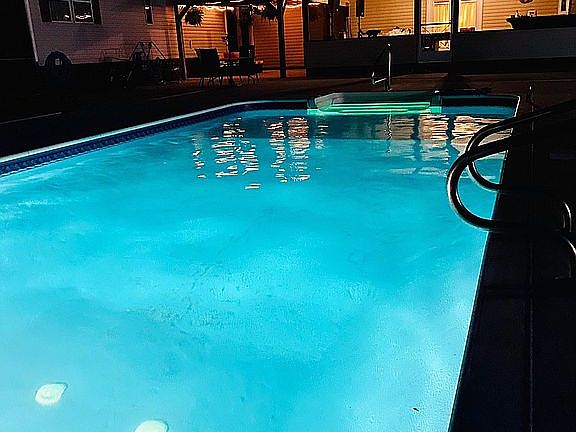 16x32 Heated Saltwater Pool