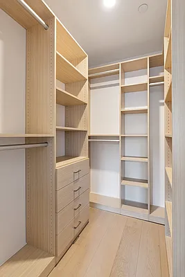 Sold by Corcoran | media 24