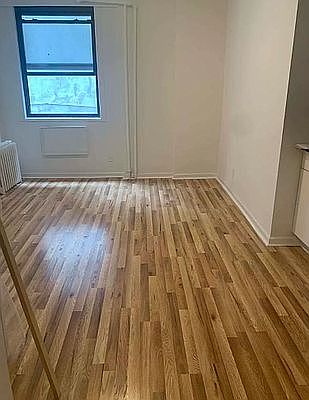 5th image of 479 Clinton Ave #4B