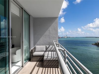 325 S Biscayne Blvd APT 1415, Miami, FL, 33131