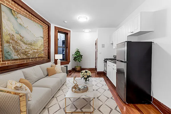 Rented by Compass | media 8