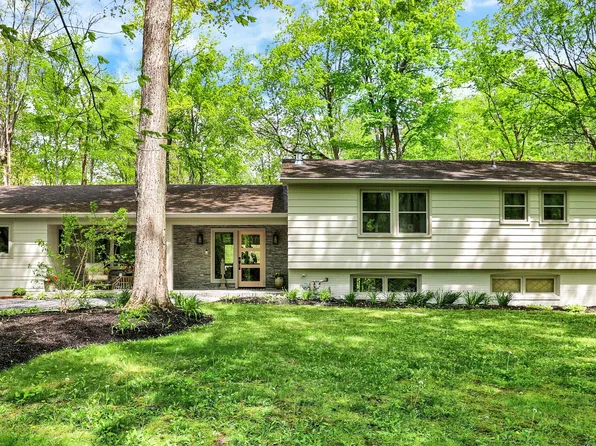 8990 Pickwick Dr, Indianapolis, IN 46260