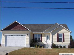 92 Granite Cir, Albertville, AL 35950