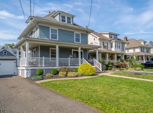 20 Hillside Rd, Elizabeth, NJ 07208