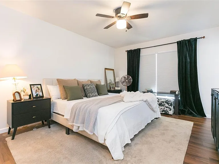 1612 Berkshire Dr — Photo 11
