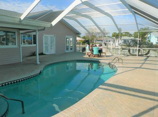 4201 Floramar Ter, New Port Richey, FL 34652