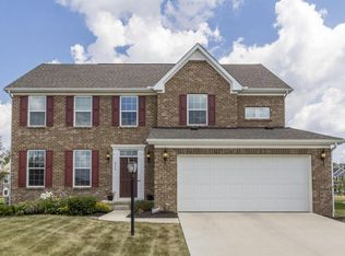 975 Farmington Ln, Delaware, OH 43015