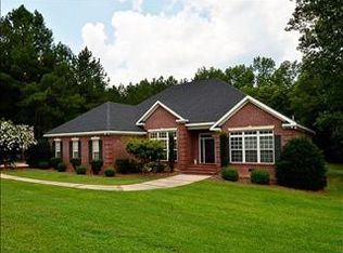 1108 Mockingbird Ln, Opelika, AL 36801
