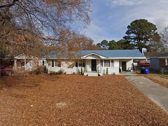 2nd image of 115 E Crestview Dr