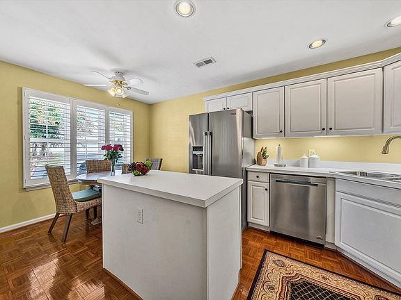 5th image of 3102 Winterberry Sq