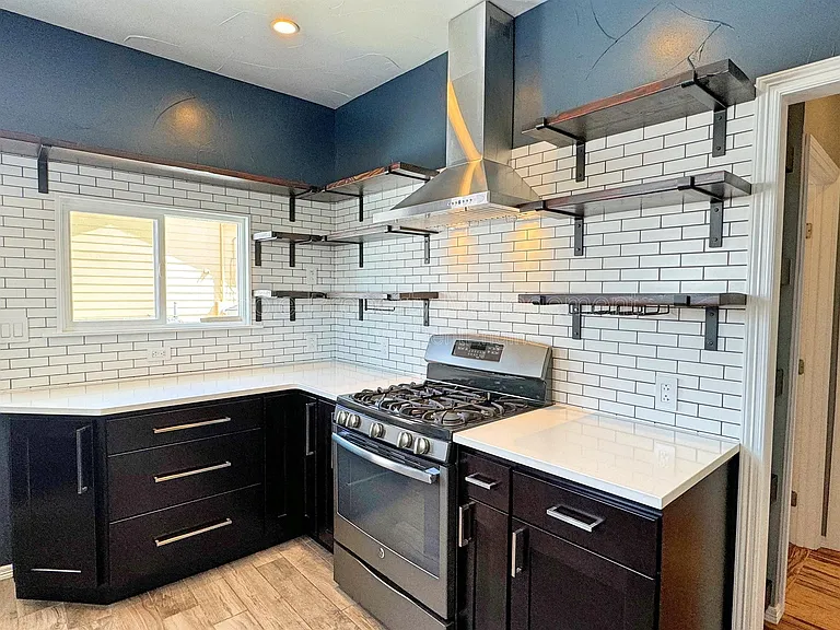 5680 W 9th Ave — Photo 11