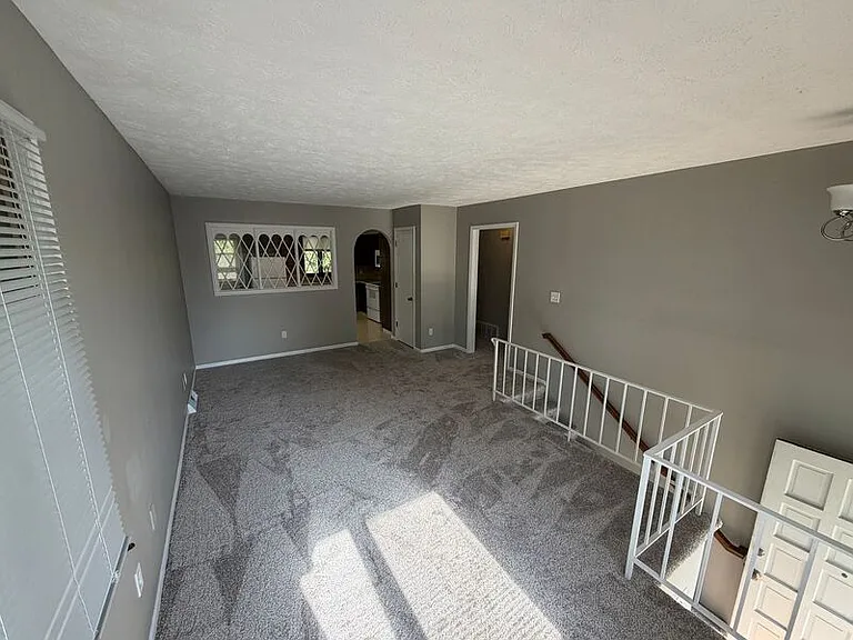 5136 Poppleton Ave — Photo 3