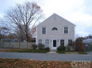223 Pine St, Centerville, MA 02632
