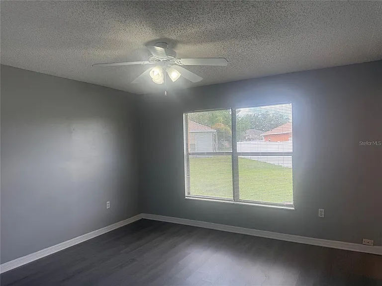 627 Bittern Ct #B — Photo 19