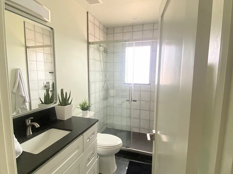3109 E Fairmount St — Photo 5