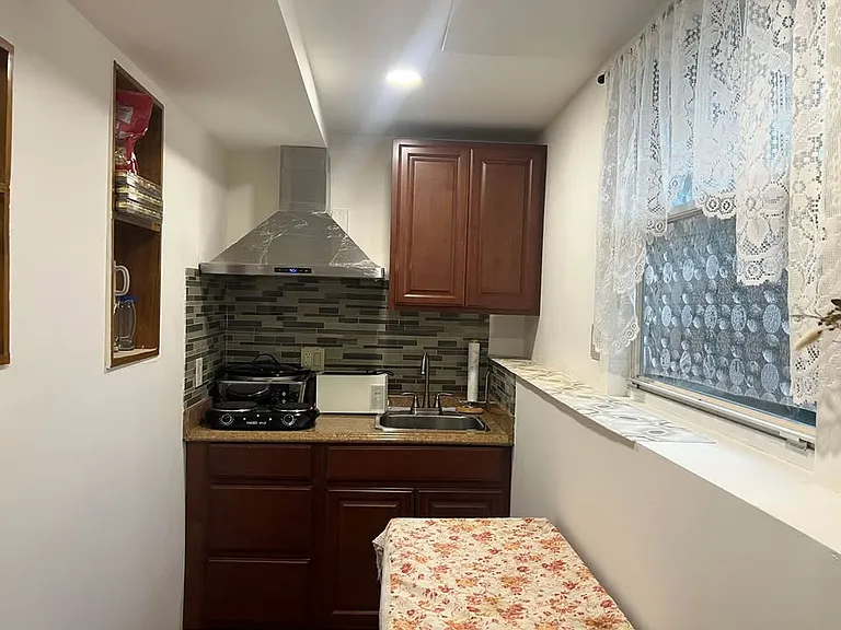 3711 Mazewood Ln — Photo 5