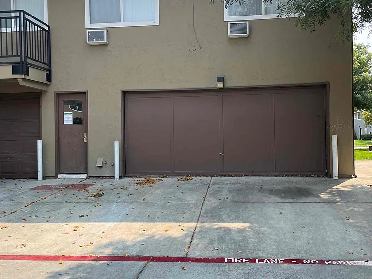 197 Coy Dr #1 — Photo 8