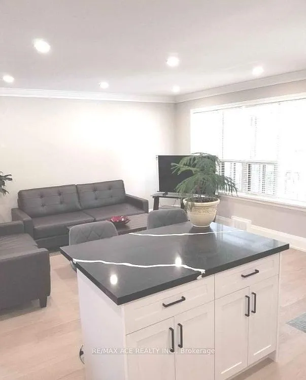 3 bed, $2,800 — Photo 4