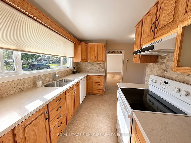 475 Fairlawn St #MAIN — Photo 5