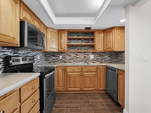 4th image of 1101 River Reach Drive #206