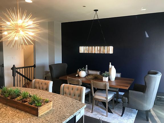 Eat-in Dining Room, Unfurnished