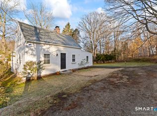 3 Riverside Rd #B, Sandy Hook, CT 06482