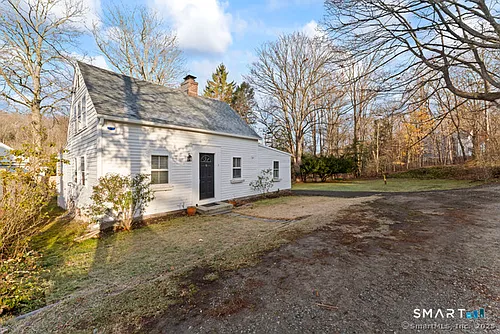 3 Riverside Rd #B Photo 1