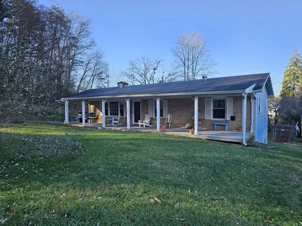 1019 Cherry Ave, Buena Vista, VA 24416