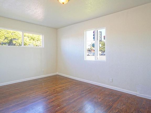 5th image of 1141 Melbourne Blvd