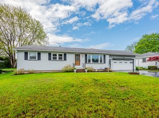 201 Impala Dr, Rochester, NY 14609