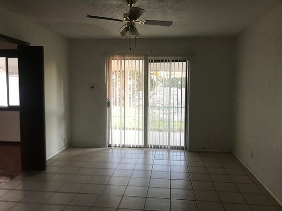 5th image of 340 Crestmont Dr