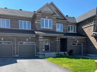 814 Stallion Cres, Ottawa, ON K2S 0Y4
