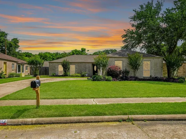 12014 Rocky Knoll Dr, Houston, TX 77077