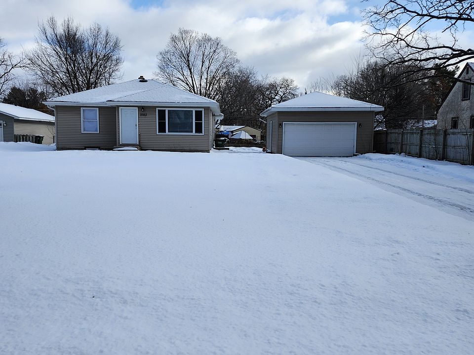 1st image of 8983 Van Buren St NE