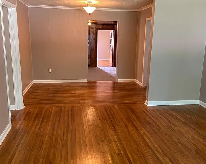 3218 S Marion Ave — Photo 3
