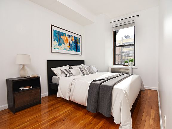 2nd image of 303 E 95th St #4K