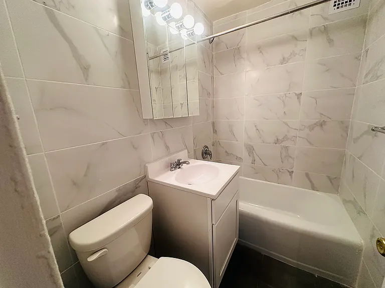 2108 Cropsey Ave #2D — Photo 5