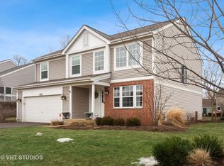 415 Geneva Ln, Cary, IL 60013