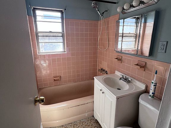 4th image of 916 Stuyvesant Ave Unit N2