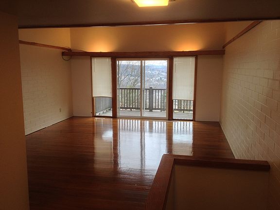 4th image of 2650 University Ave APT F