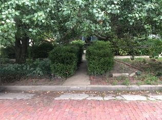 107 E 16th Ave, Hutchinson, KS 67501