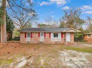 1672 Wellons Dr, Fayetteville, NC 28304