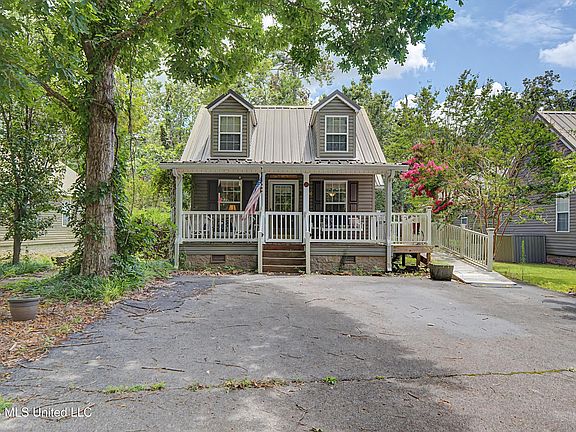 2nd image of 26 Betty Blvd #173