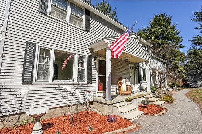 1st image of 30 Boulder Dr