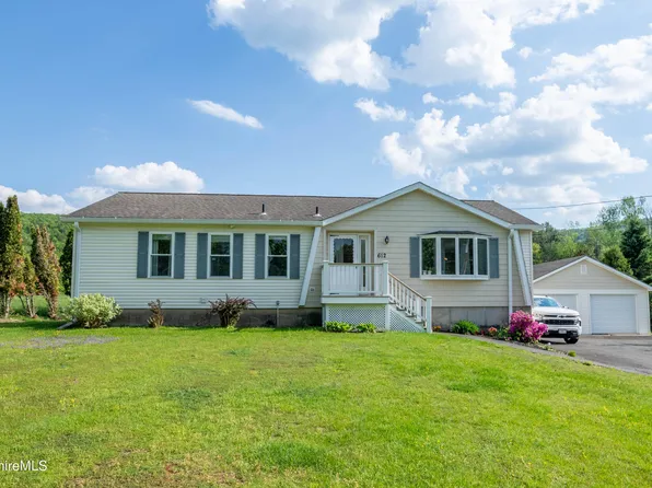 612 Notch Rd, Cheshire, MA 01225