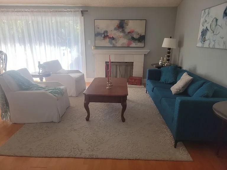 11427 Stranwood Ave — Photo 2